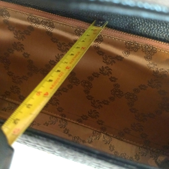 NWT Faux Croc Black Patent 3 in 1 Clutch - Picture 8 of 13